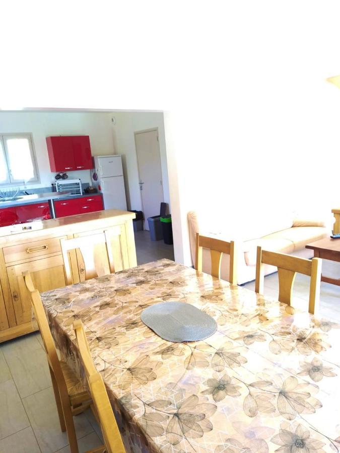 Maison de 3 chambres avec piscine partagee jardin amenage et wifi a Nant Extérieur photo